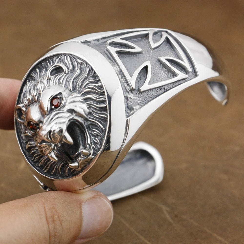 Bracelet Lion of Judah Bangle